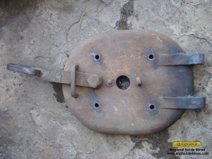 Porta da fornalha após ser removida