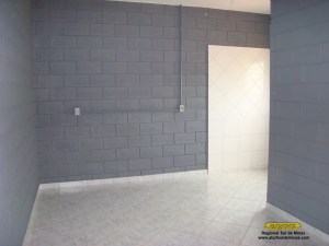 Interior da oficina e local para refeitório