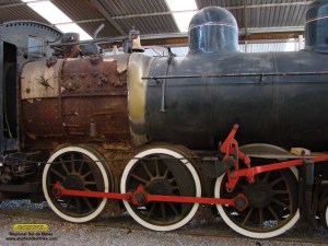 Contraste entre a área sem revestimento e a área ainda com revestimento