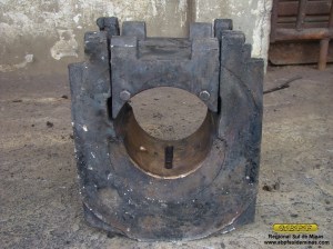 Uma das caixas, após uma limpeza inicial