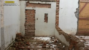 Início da construção do novo banheiro masculino; mesmo caso do feminino: o antigo banheiro, além de não oferecer condições higiênicas adequadas, não conseguia atender a demanda existente