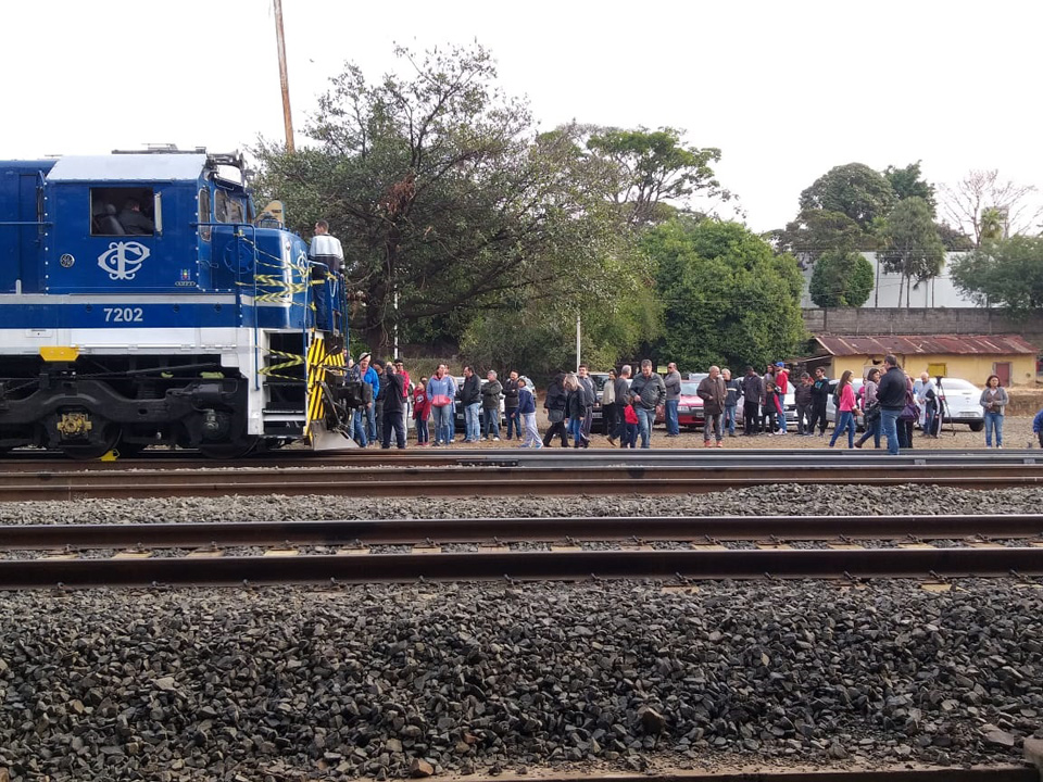 O interesse dos presentes em visitar a composição foi grande; filas se formaram durante todos os dias do evento.