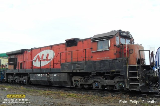 A 9380 em Itirapina, em 21/08/2018, pouco antes de ser retirada de serviço. Foto: Felipe Carvalho
