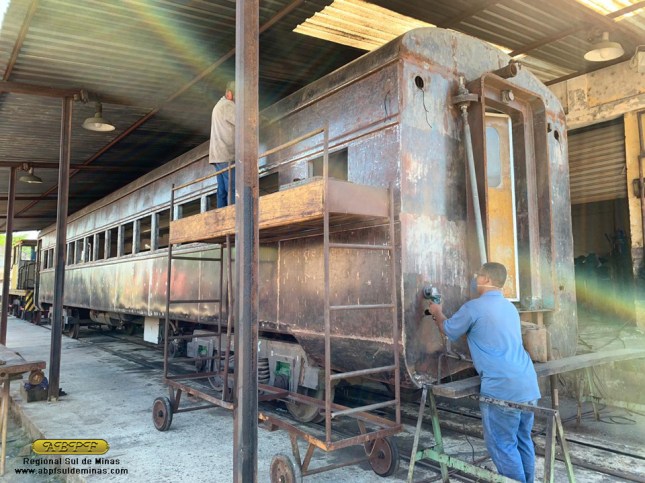 Funilaria do carro: a etapa que mais consumiu tempo em toda a reforma